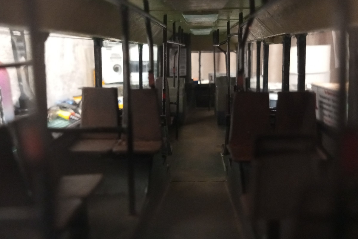 Житель Гусь-Хрустального создает реалистичные модели автобусов. На данный момент в его коллекции шесть машин, прототипы которых курсируют на самых разных маршрутах. Весь общественный транспорт выполнен в соотношении 1:24 и точно копирует существующие машины.