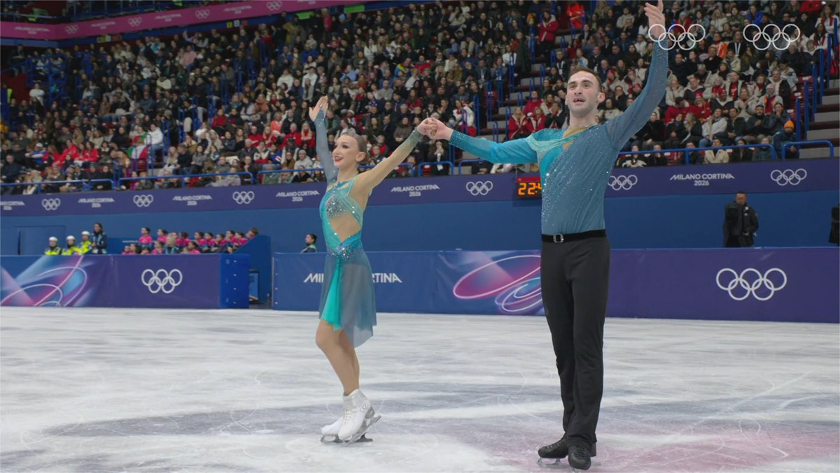 Любители фигурного катания ликуют: 20-летняя Анастасия Метелкина родом из Владимира заняла второе место на зимних Играх в Италии. Правда, триумфальное восхождение на пьедестал спортсменка совершила под грузинским флагом, однако подобные формальности не омрачили радости преданных фанатов. Рассказываем подробнее о выступлении нашей соотечественницы на Олимпиаде, а также об успехе других спортсменов 33-го региона.