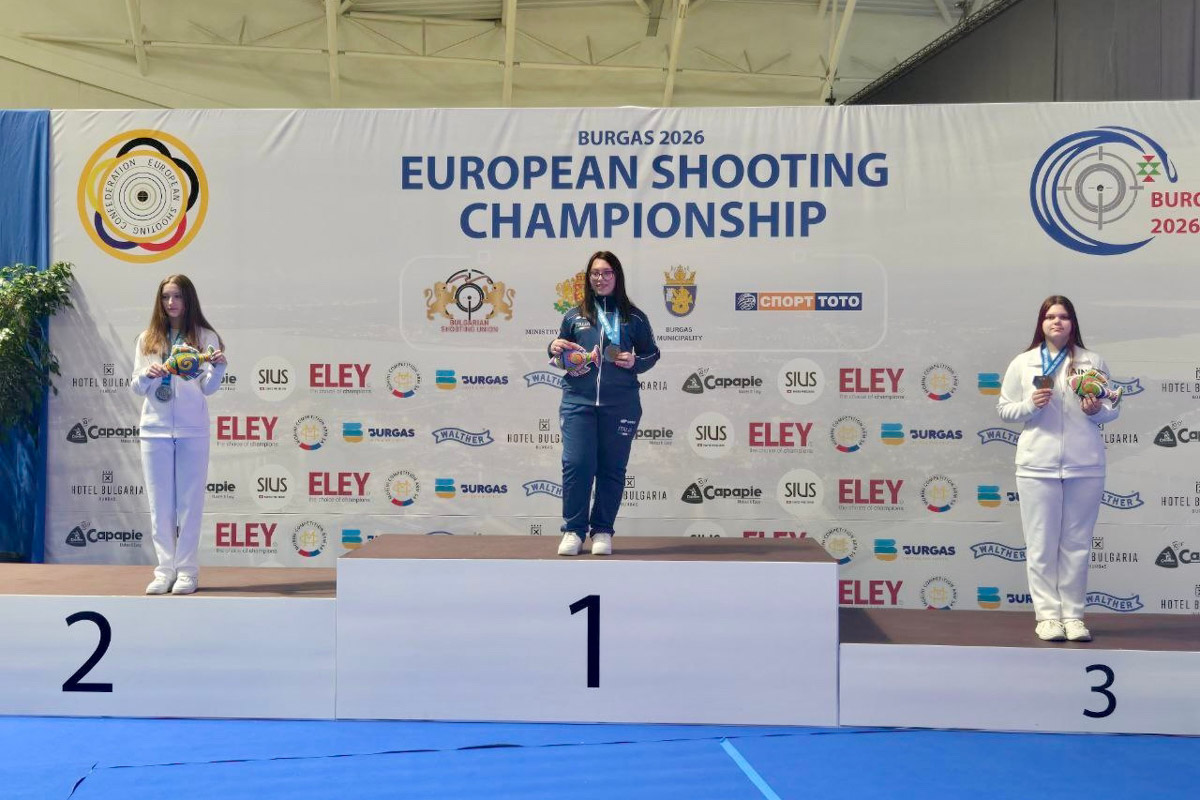 Любители фигурного катания ликуют: 20-летняя Анастасия Метелкина родом из Владимира заняла второе место на зимних Играх в Италии. Правда, триумфальное восхождение на пьедестал спортсменка совершила под грузинским флагом, однако подобные формальности не омрачили радости преданных фанатов. Рассказываем подробнее о выступлении нашей соотечественницы на Олимпиаде, а также об успехе других спортсменов 33-го региона.