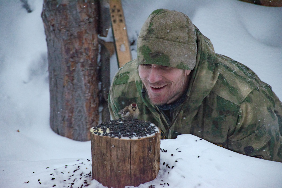 Владимирские фотоохотники не теряют времени зря. С объективом в руках они бродят по заснеженным паркам, городским улочкам и лесным тропам, чтобы порадовать своих подписчиков забавными снимками зверушек в их естественной среде обитания. «Ключ-Медиа» собрал самые интересные кадры.
