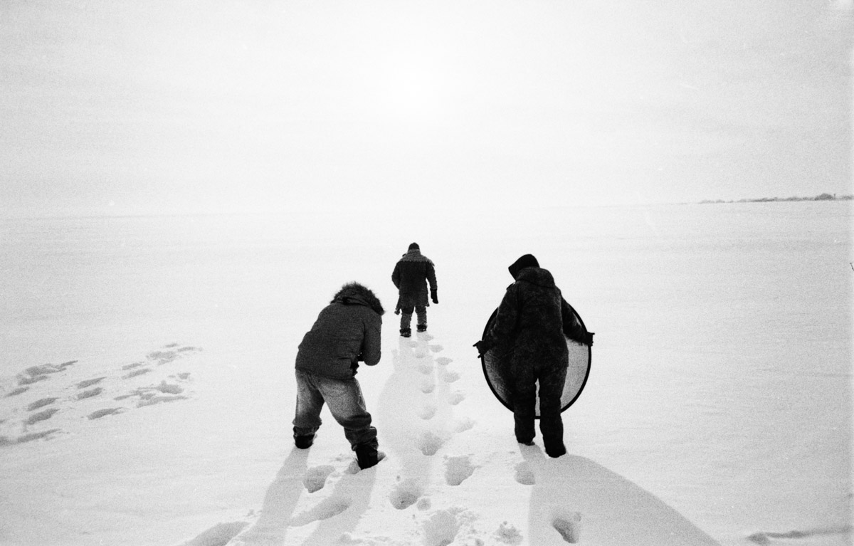 Бескрайние зимние просторы Суздальской земли стали съемочной площадкой для команды нового фильма «Отрок». Ее усилиями на свет появилась камерная притча с известным владимирским фотографом в главной роли. О чем же дебютная короткометражка местного режиссера, узнал «Ключ-Медиа».