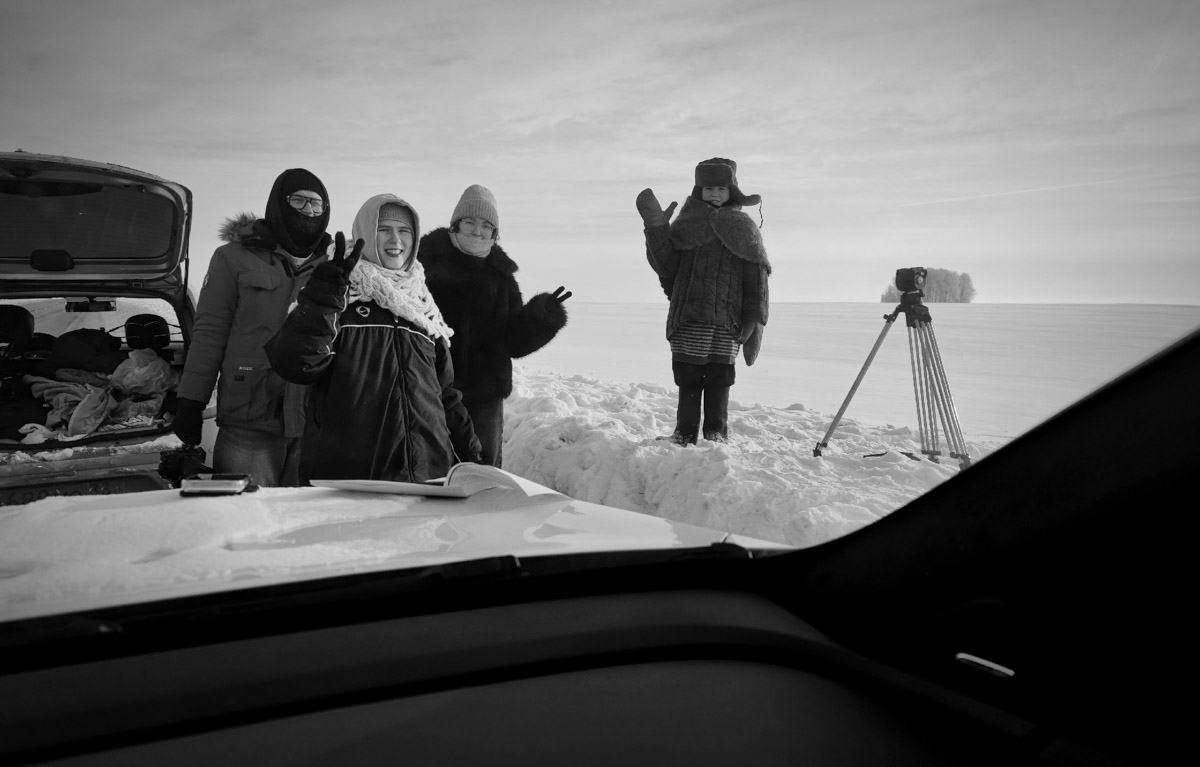 Бескрайние зимние просторы Суздальской земли стали съемочной площадкой для команды нового фильма «Отрок». Ее усилиями на свет появилась камерная притча с известным владимирским фотографом в главной роли. О чем же дебютная короткометражка местного режиссера, узнал «Ключ-Медиа».