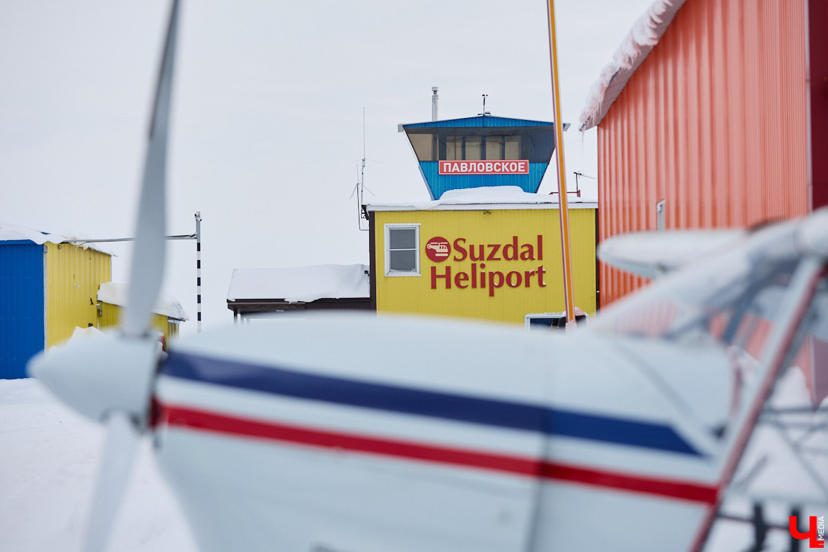 Не все знают, но на территории Владимирской области собирают настоящие самолеты. Производство летательных аппаратов единичного типа расположено в ангаре на территории частного аэродрома общей авиации Павловское. Там трудится небольшая команда любителей неба. «Ключ-Медиа» заглянул к ним в гости.