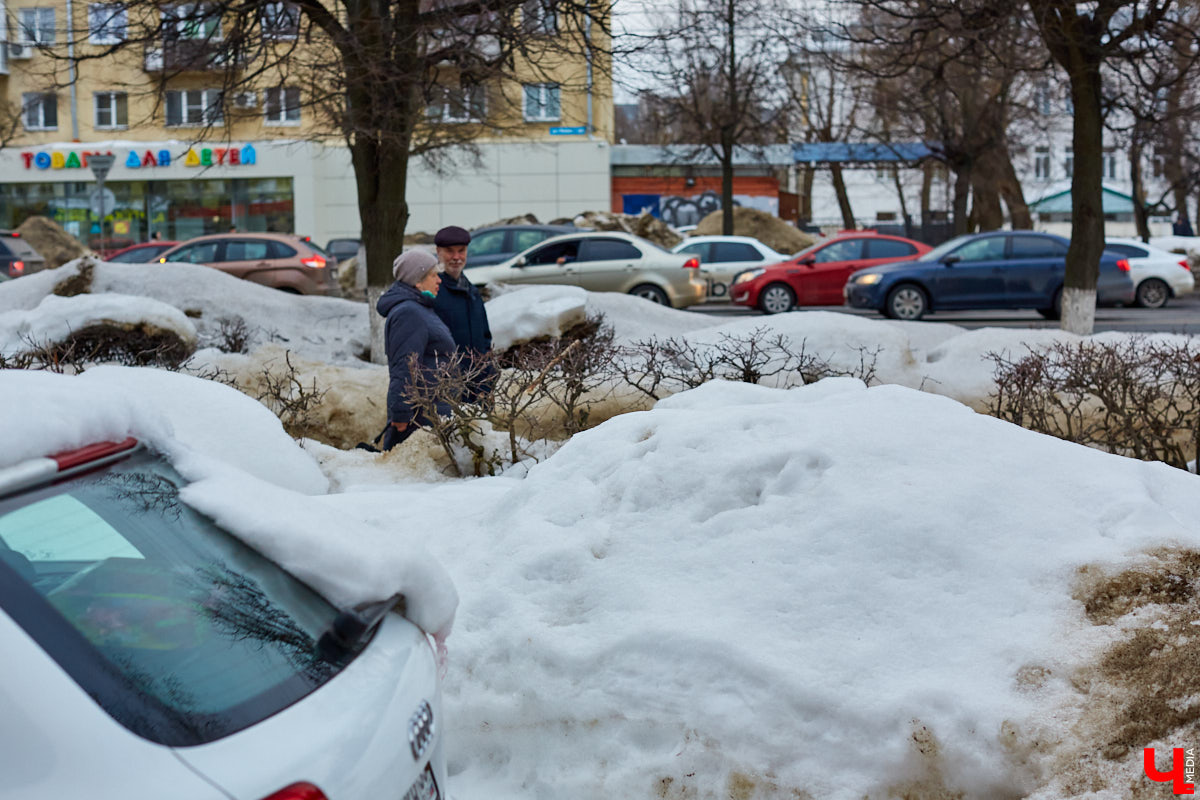 В минувшие дни зима поставила точку в виде метели и резкого похолодания. Дальше, по заверениям синоптиков, начнет царствовать метеовесна. Она заглянула с опережением климатического графика на 10 суток и выдастся жарче нормы на пару градусов.