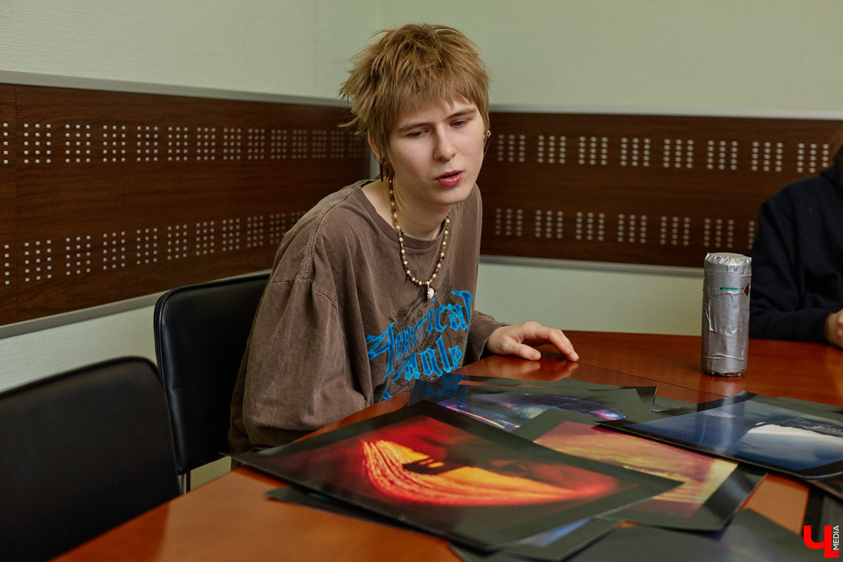 Соларографию нельзя отнести к популярным хобби. Например, во Владимире следы движения Солнца по небосклону запечатлевают всего несколько энтузиастов. В их числе Лилия Баринова и Даниил Логинов, с которыми «Ключ-Медиа» обсудил необычную технику съемки.