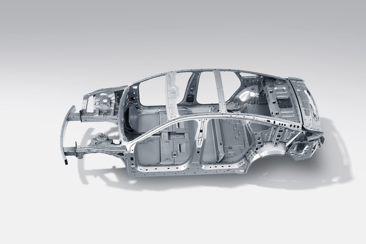 Если вы думали, что главная фишка автомобилей EXEED — это только гигантские экраны и разгон до сотни быстрее, чем вы успеете сказать: «Вау!», то у нас новости. В начале февраля европейцы из Euro NCAP (те самые ребята, которые профессионально разбивают машины об стену ради вашего спокойствия) вынесли вердикт: четырехдверное купе EXEED EXLANTIX ES и кроссовер EXEED EXLANTIX ET — это официально отличники по безопасности.