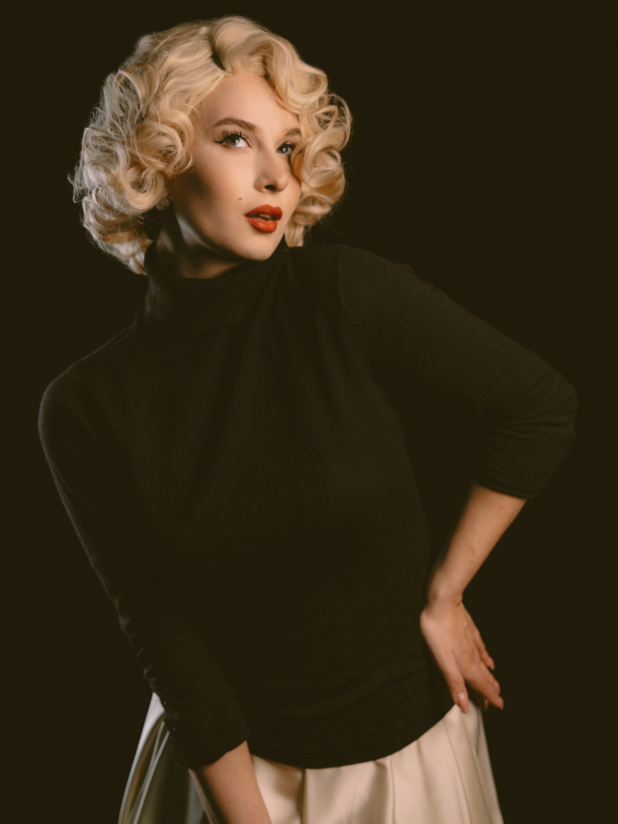 Главный женский день уже позади, а мы всё еще разбираем подарки! На этот раз большой презент подготовили владимирские фотографы. Специально к 8 Марта они собрали моделей, которые поучаствовали в косплеях на самые знаменитые девичьи образы мирового кино. «Ключ-Медиа» пообщался с участниками необычной съемки.