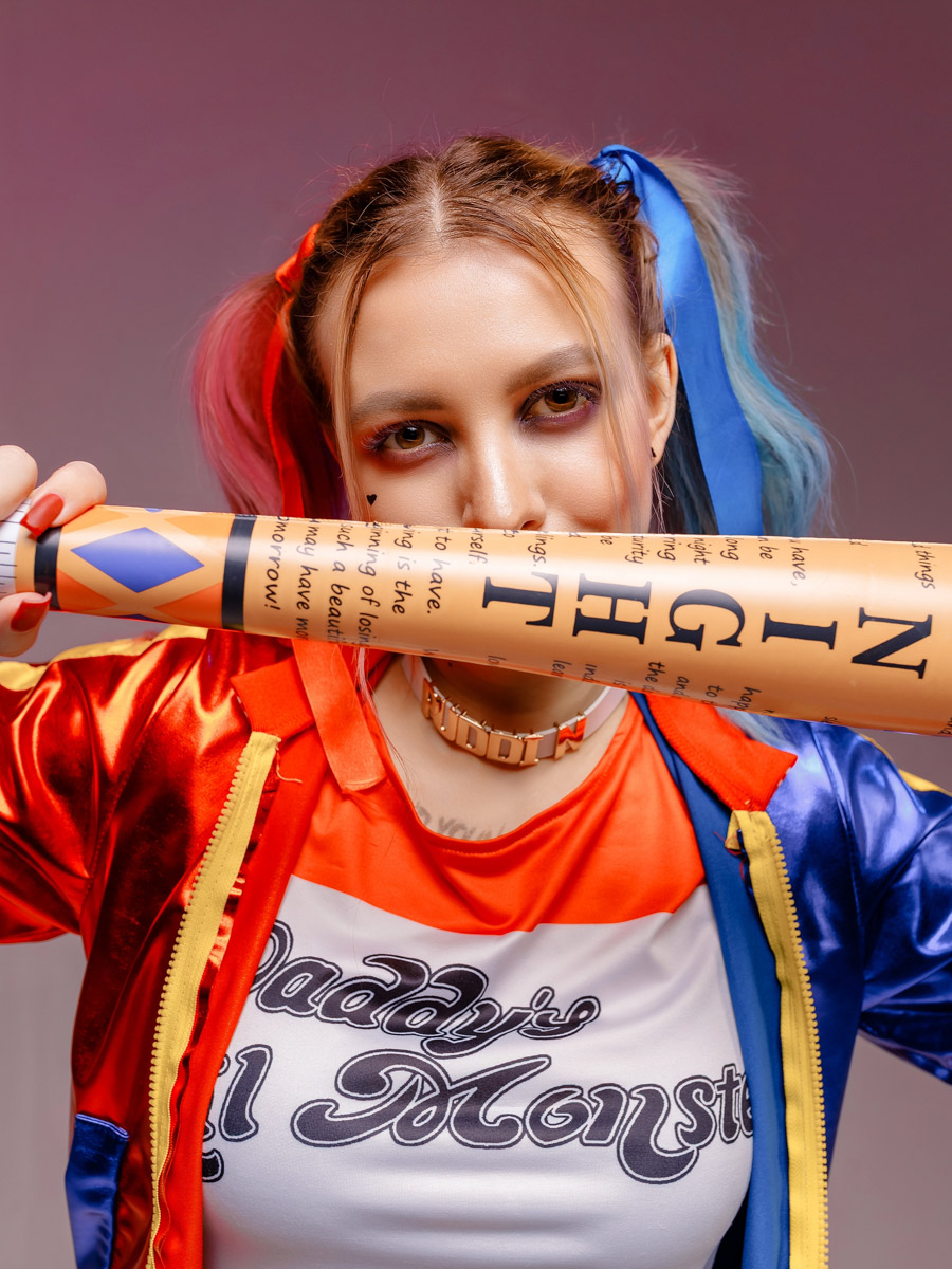 Главный женский день уже позади, а мы всё еще разбираем подарки! На этот раз большой презент подготовили владимирские фотографы. Специально к 8 Марта они собрали моделей, которые поучаствовали в косплеях на самые знаменитые девичьи образы мирового кино. «Ключ-Медиа» пообщался с участниками необычной съемки.