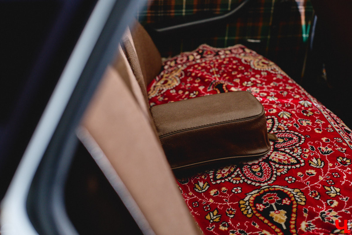 Какой вы видели свою первую машину? Пока другие мальчишки вешали на стены плакаты с суперкарами, Алексей Дрягин с 14 лет точно знал, что его идеальный автомобиль выглядит иначе. Спустя годы детская мечта обрела форму «семерки», но далеко не в заводском виде. Подробнее о тюнинге владелец «жигули» рассказал «Ключ-Медиа».