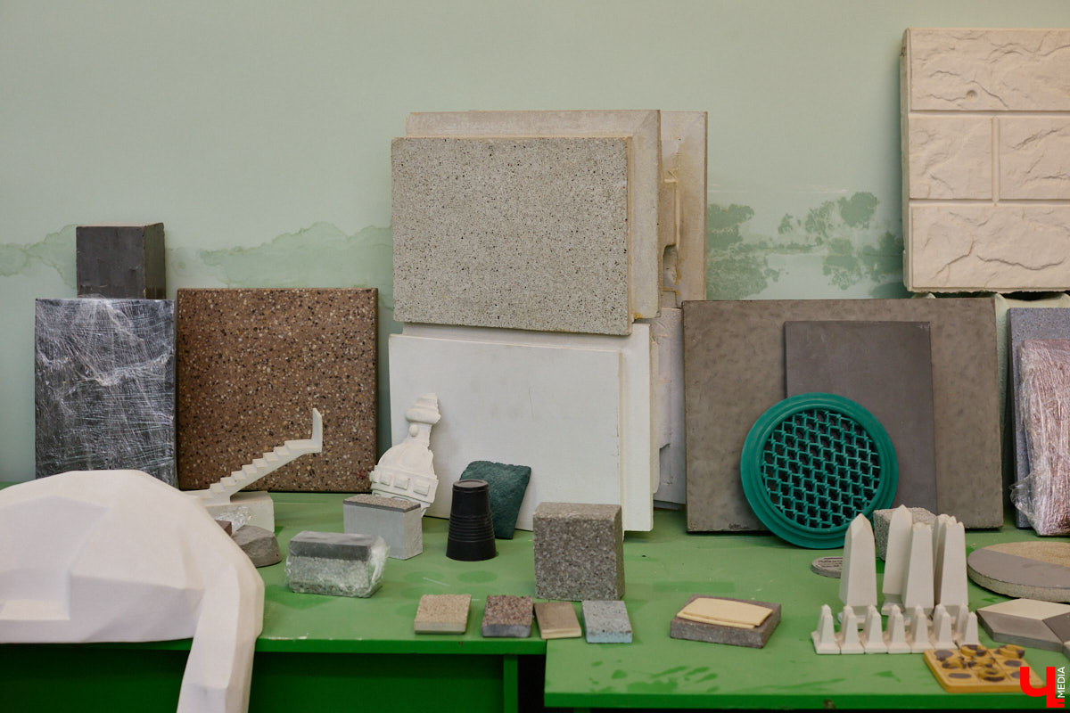 Когда-то соединить живое и неживое могли только сказочники. Сейчас их место заняли ученые, а открытия происходят у нас под боком. Владимирская студентка Юлия Ананьева разработала новый вид бетона, способный самостоятельно устранять повреждения. Как это работает, разбирался «Ключ-Медиа».