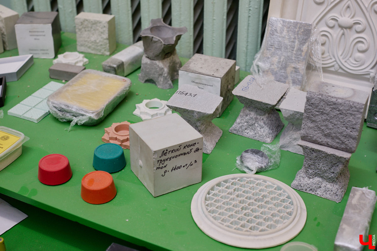 Когда-то соединить живое и неживое могли только сказочники. Сейчас их место заняли ученые, а открытия происходят у нас под боком. Владимирская студентка Юлия Ананьева разработала новый вид бетона, способный самостоятельно устранять повреждения. Как это работает, разбирался «Ключ-Медиа».