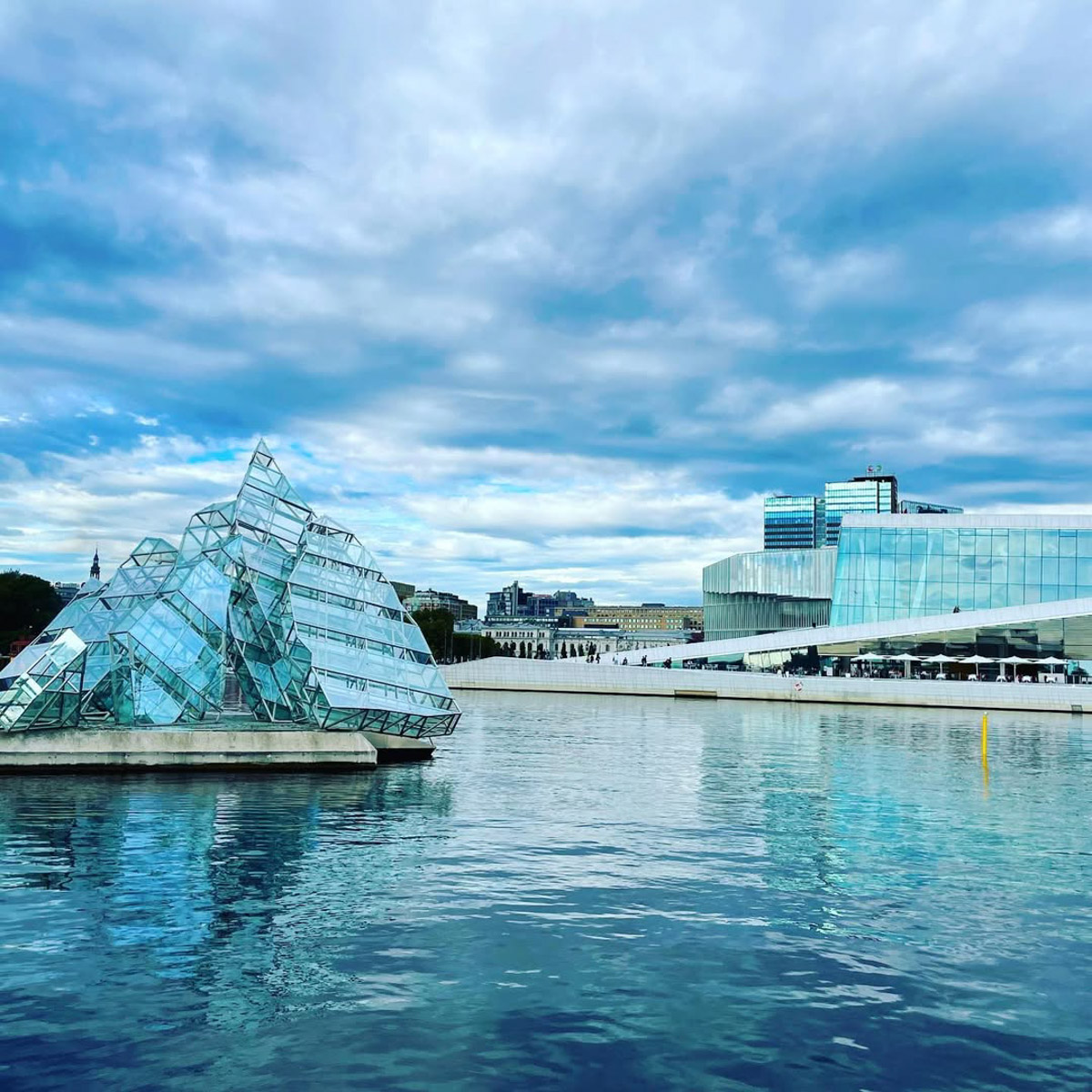 Мария Ломоносова родом из Владимира, однако уже около десяти лет живет в Осло. Попала в Норвегию чуть ли не по воле случая, но нисколько не сожалеет о переезде. С чем героине пришлось столкнуться и как она устроила свой быт, узнал «Ключ-Медиа».