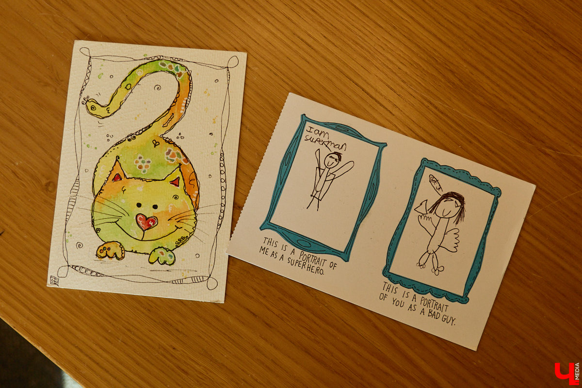 Дома у Анастасии Каревой хранятся чужие детские воспоминания. Они получены в виде открыток от людей со всего мира. Одни также делятся погодой за окном, другие пытаются начать романтические отношения. Мы поговорили с ней об отдельном мире под названием «посткроссинг», а заодно познакомились с историями из дальних стран и разных уголков России.