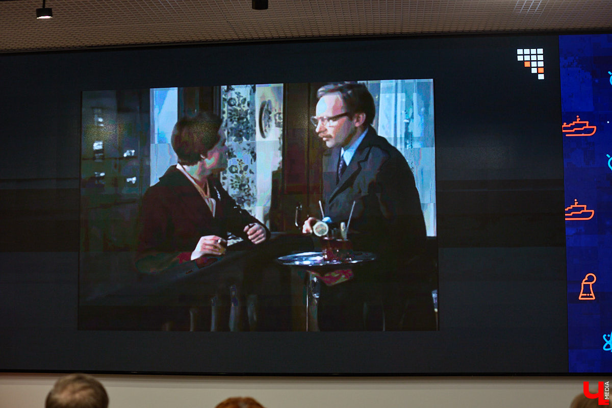 Что объединяет «Алису в Стране чудес», сериал The Last of Us и «Служебный роман»? Не поверите, но... грибы! Доказал эту гипотезу биолог Артем Мишулин. Специалист раскрыл все жизненные секреты этих тихонь, а также объяснил, почему они так сильно вдохновляют дизайнеров из киносферы брать их на главные роли.