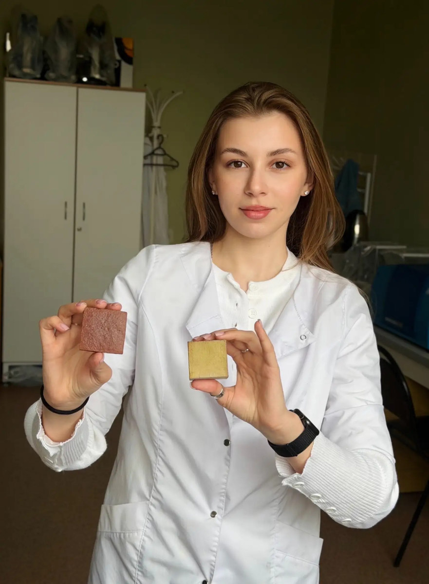 Владимирская молодежь покоряет новые высоты. А главным источником их вдохновения становится родной край. Так, две четверокурсницы колледжа ВлГУ привезли домой победу со всероссийского конкурса. Другая магистрантка «вырастила» собственного белокаменного льва и создала самоглазурующуюся керамику! «Ключ-Медиа» поговорил с юными дарованиями об их проектах и разработках.