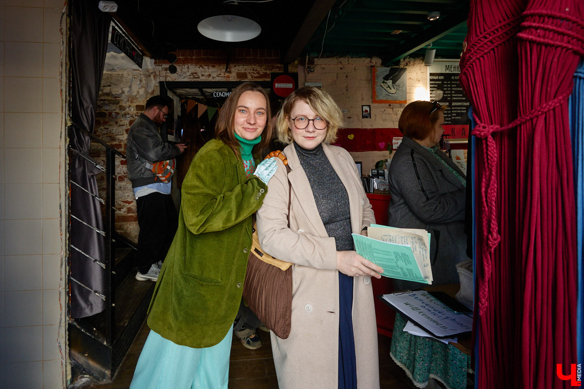 Минувший воскресный день ознаменовался важным культурным событием: в историческом центре прошел краеведческий фестиваль «Свой слой». Мероприятие посвятили не только прошлому областной столицы, но и его настоящему. «Ключ-Медиа» побывал там и готов поделиться самыми яркими моментами!