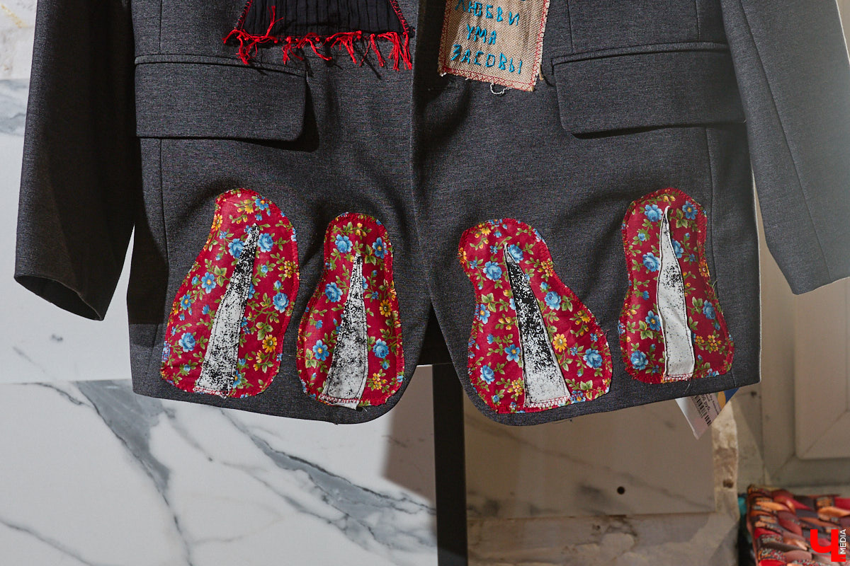 Минувший воскресный день ознаменовался важным культурным событием: в историческом центре прошел краеведческий фестиваль «Свой слой». Мероприятие посвятили не только прошлому областной столицы, но и его настоящему. «Ключ-Медиа» побывал там и готов поделиться самыми яркими моментами!