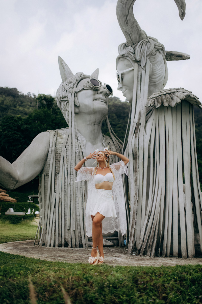 В Таиланде открылся иммерсивный парк The Xperience, который уже называют одним из самых впечатляющих и масштабных в стране. Среди первых гостей оказались и владимирцы, почти четыре года живущие на райском острове Самуи.