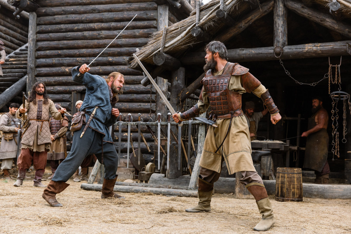 В марте состоялась премьера саги о жизни Андрея Боголюбского. Съемки сериала «Князь Андрей» проходили также в 33-м регионе. Жителям не терпелось оценить результат длительного кинопроцесса. Увы, многих он разочаровал. «Ключ-Медиа» изучил позиции экспертов, разобравших кинопродукт по косточкам.