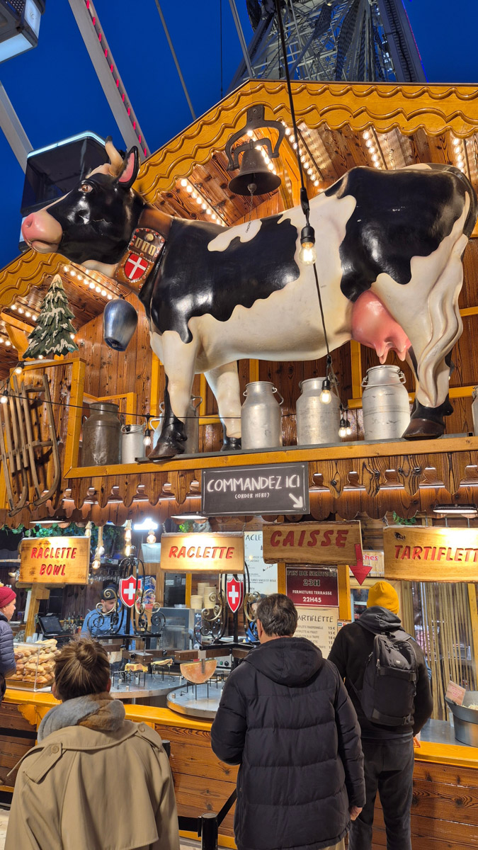 Горы мусора, толпы мигрантов и небезопасные улицы. Именно так описывали Париж Ольге Буниной ее друзья из французской столицы. Но отправившись в город любви в пятый раз, она открыла для себя совсем иную реальность. О своем путешествии, которое женщина вспоминает с огромной любовью, а также о развенчанных стереотипах про известнейшее место планеты туристка рассказала «Ключ-Медиа».