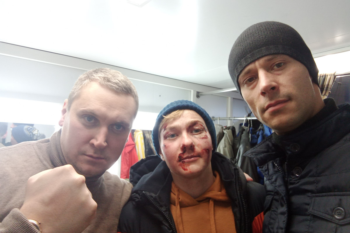 Хотя за его плечами более 50 съемок в кино и сериалах, имя владимирского актера не всегда указано в финальных титрах. У Святослава Кравцова множество эпизодических работ, однако в последнее время ему всё чаще стали давать роли второго плана. Как попасть на большой экран и почему нельзя отказываться от любых предложений, Святослав рассказал в интервью «Ключ-Медиа».