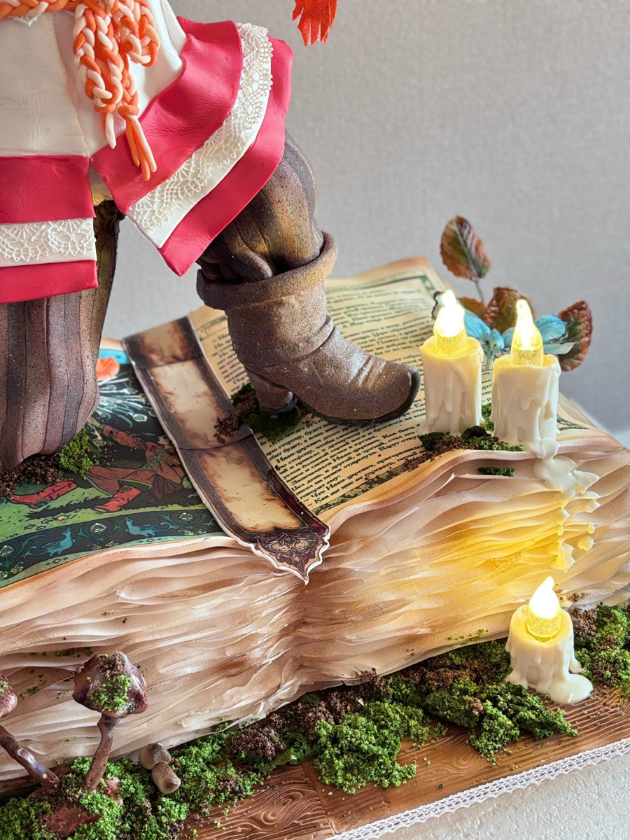 В столице прошел чемпионат по кондитерскому искусству Gravitycake, где Владимирскую область представляли несколько мастеров. Анастасия Барченкова привезла съедобную композицию «Иван-царевич с жар-птицей», а Стелла Морева и Руслан Просенюк создали Хозяйку Медной горы на троне из карамели.