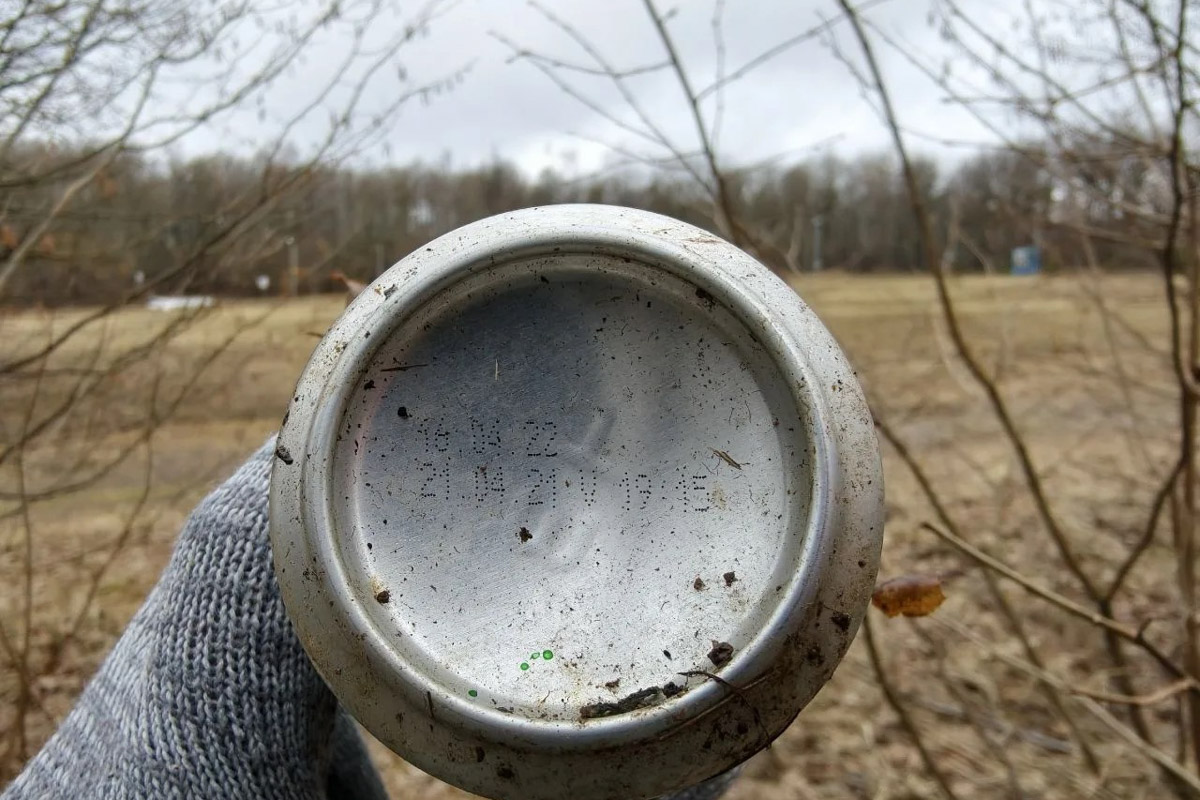 Вы уже успели в этом году выйти на субботник и навести порядок хотя бы около своего дома? Если нет, то сейчас самое время. Пример уже показал Чистомэн, недавно посетивший Владимир. Популярный челябинский экоблогер собрал четыре мешка с фантиками и бутылками и дал свою оценку чистоте владимирских парков и улиц.