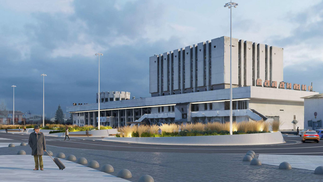 Владимирцы негодуют! Вокзальная площадь, которая ежедневно встречает и провожает жителей и туристов, перестала быть хоть немного комфортной для передвижения. С остановки транспорта на железнодорожную платформу приходится добираться в обход, теряя драгоценные минуты перед отправлением. Всему виной замена старых труб на новые перед последующей реконструкцией локации.