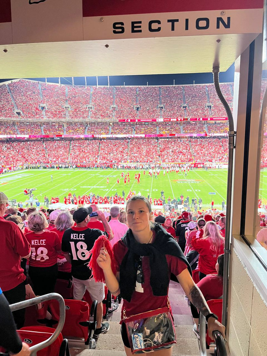 Владимирский боец ММА Вероника Борисова находится в США с февраля 2024 года. За последние пару лет она успела принять участие в нескольких боях, поставить карьеру на паузу, выйти замуж. О крутых поворотах на жизненном пути чемпионка поведала «Ключ-Медиа».