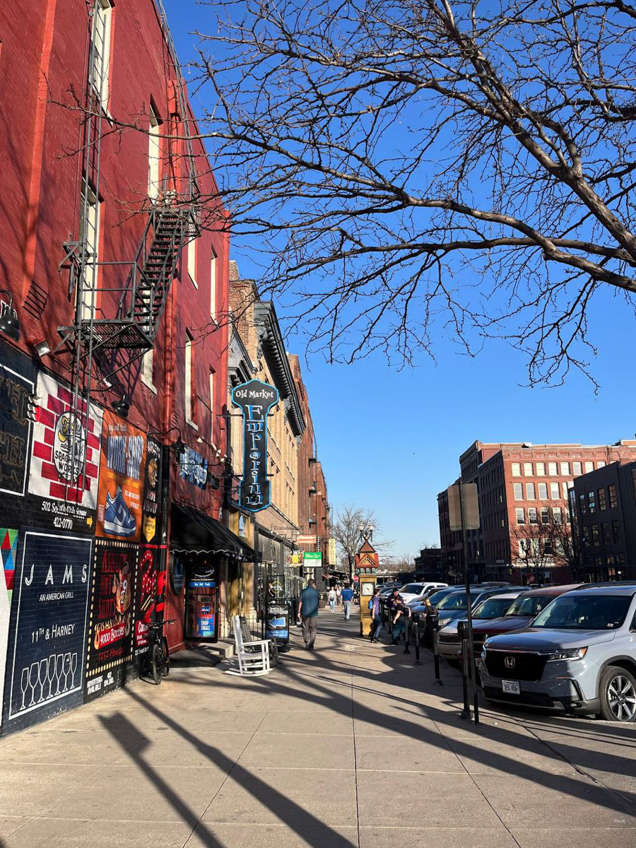 Владимирский боец ММА Вероника Борисова находится в США с февраля 2024 года. За последние пару лет она успела принять участие в нескольких боях, поставить карьеру на паузу, выйти замуж. О крутых поворотах на жизненном пути чемпионка поведала «Ключ-Медиа».