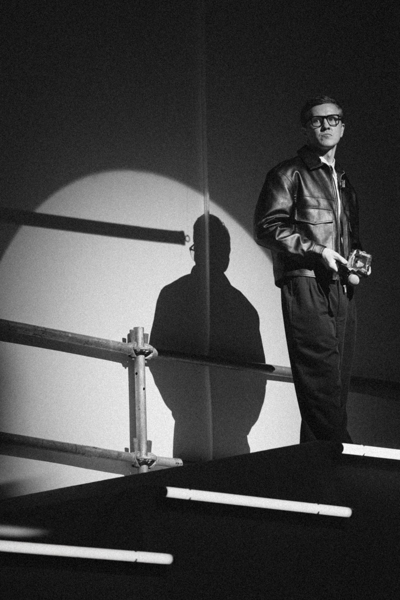 Каждый год на премии Top100awards называют имена лучших свадебных и ивент-профессионалов со всей России. В 2026-м без владимирцев топ не сложился. Например, владимирский диджей Vadimskee стал лучшим в своей категории, обогнав 99 достойнейших.