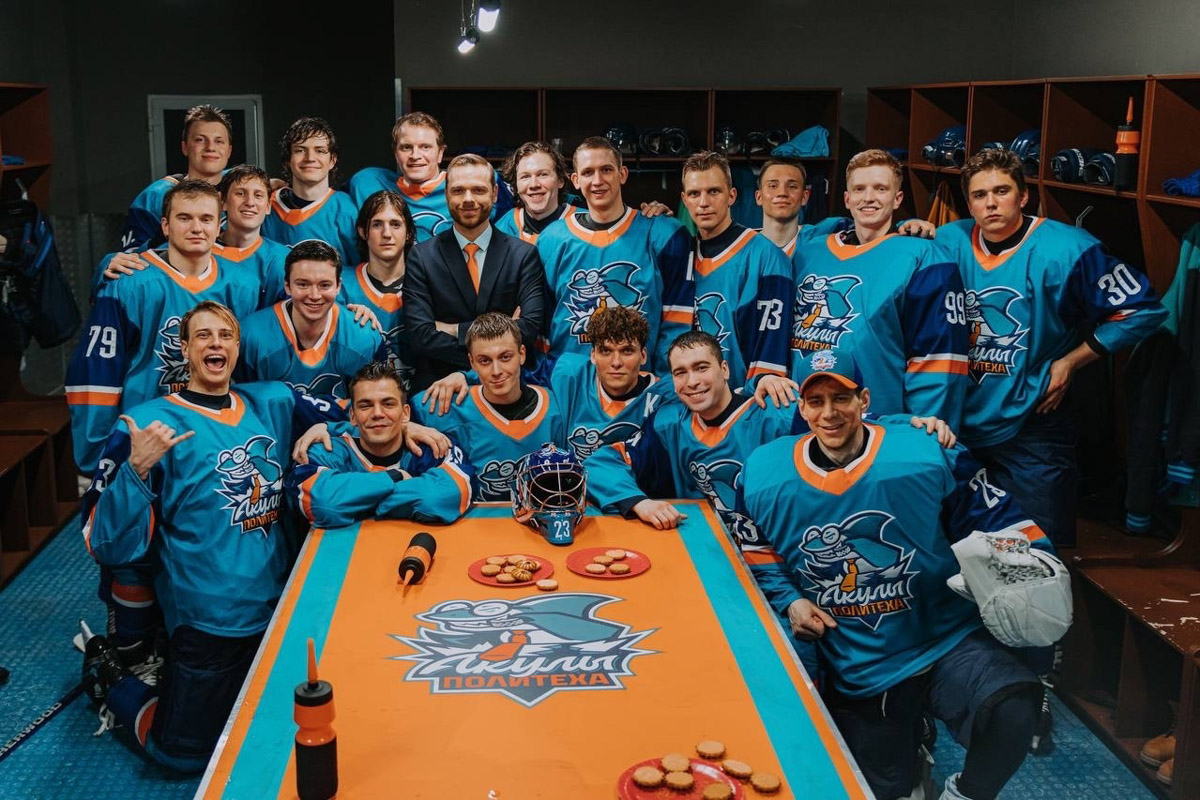 Мало кто знает, но в сериале «Молодежка. Новая смена» одну из главных ролей сыграл молодой актер из Радужного. Зовут его Андрей Нестеренко, но фанаты спортивной драмы знают юношу как Игоря Крепчука. Ему 26 лет, он молод и очень красив. При этом отнюдь не заносчив и с удовольствием нашел время ответить на вопросы «Ключ-Медиа».