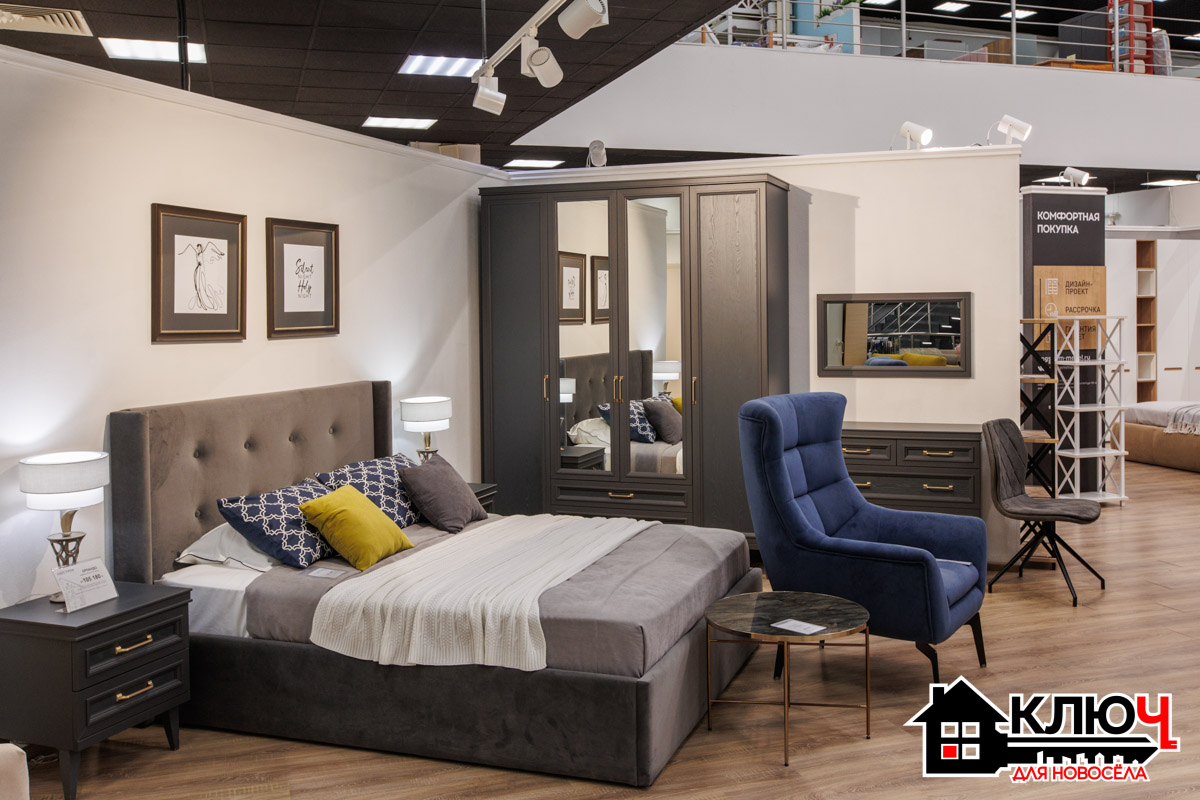 Главная проблема любого ремонта — логистика. Нужно найти ту самую плитку, не забыть про клей к ней, подобрать двери под ламинат и где-то заказать кухню. Обычно всё это превращается в бесконечные разъезды по разным концам города. Мы отправились в ОТК «Тандем» во Владимире, чтобы понять, как работает концепция «всё в одном месте» и сколько на самом деле можно сэкономить, став участником программы «Новоселы».