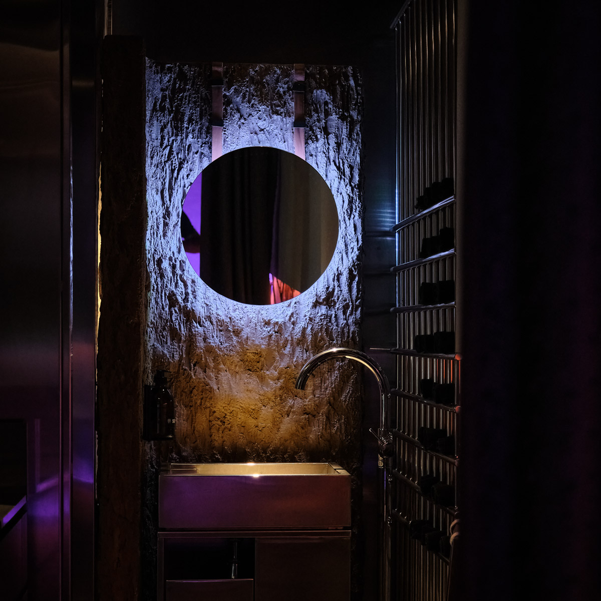 Гранд-бистро «Меряне» — ресторан, расположенный в самом центре Владимира, запускает завтраки. Уже с 1 мая здесь можно будет вкусно и насыщенно начать свой день. Философия нового направления строится вокруг посетителей и внимания к деталям. «Меряне» приглашают владимирцев и гостей города подобрать угощение на свой вкус для того, чтобы утро стало маленьким кулинарным триумфом.