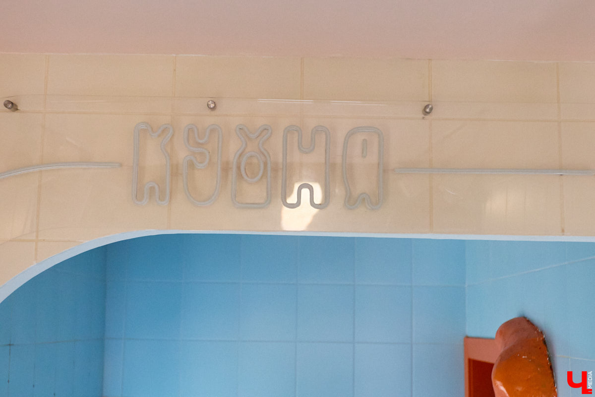 Мест общепита, куда можно сходить во Владимире, стало меньше. На этот раз закрылись еще три заведения — все в центре города. «Ключ-Медиа» выяснил, куда местным жителям и туристам точно не попасть в ближайшие месяцы.