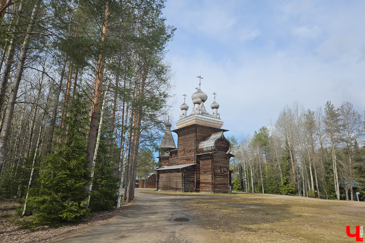 Впереди лето и целых три месяца для комфортных путешествий. Если дороги на юг кажутся проторенными, то как насчет севера? Ах, и Мурманск с его китами и Териберкой на самом краю света уже изучен? Что ж, самое время влюбиться в Архангельск. У журналиста «Ключ-Медиа» получилось.