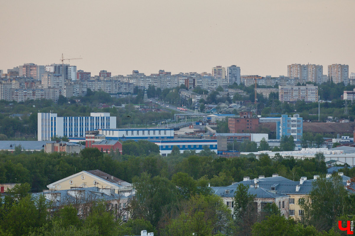 Мы не успеваем следить за изменениями, которым сейчас подвергается город, но с ними не сравнятся масштабные преображения, пережитые Владимиром за всё время существования. Максим Гриднев окинул взглядом путь более чем в тысячу лет и попытался компактно его описать для «Ключ-Медиа».