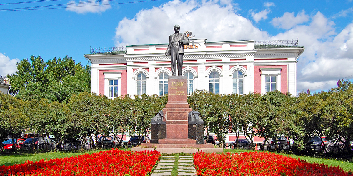 Первый памятник Ленину во Владимире был типовым, но… крамольным