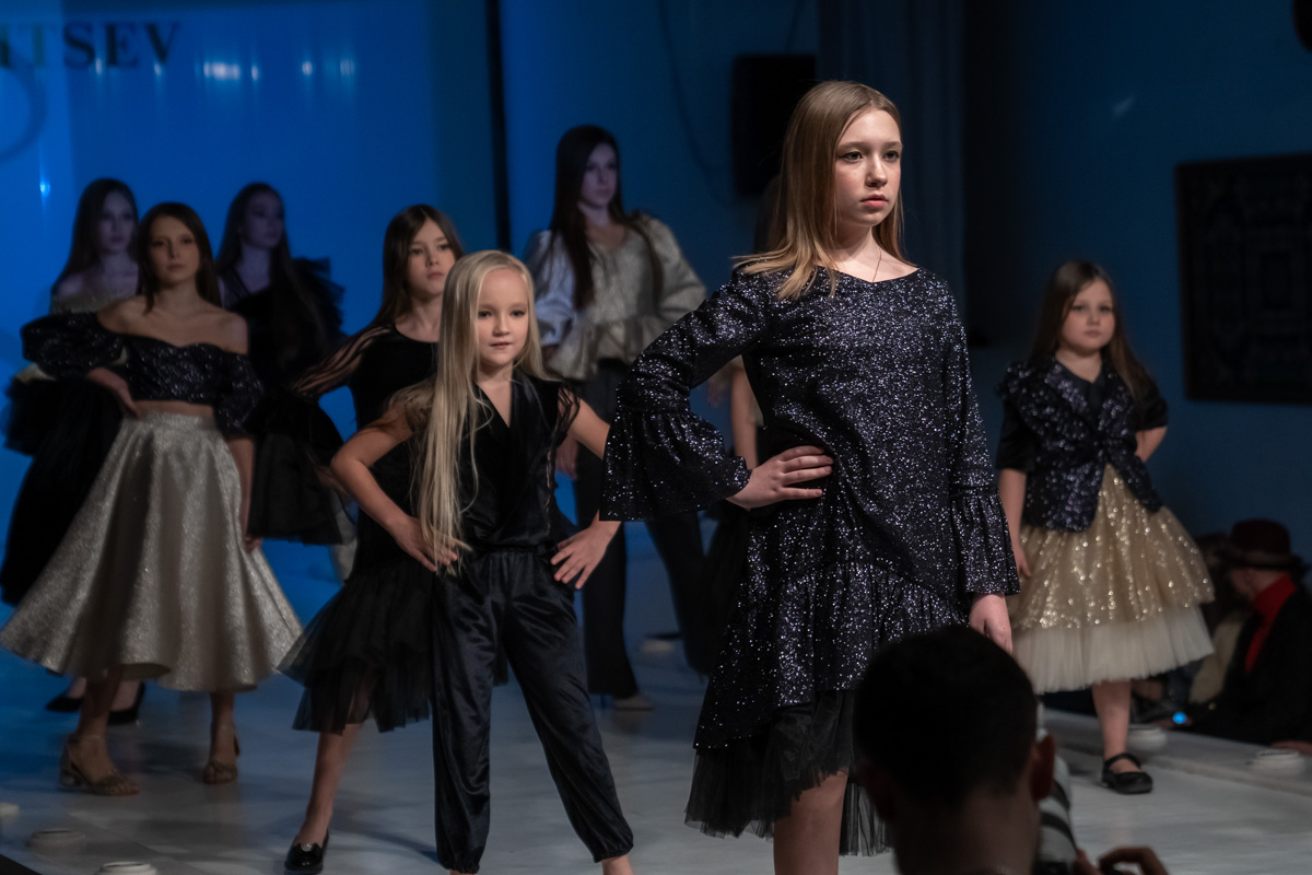 В декабре 2021 года дизайнер одежды Наталья Рязанова и её подопечные вновь покорили Олимп на международном фестивале «Мода и красота планеты», который проходил в Доме моды Вячеслава Зайцева.
