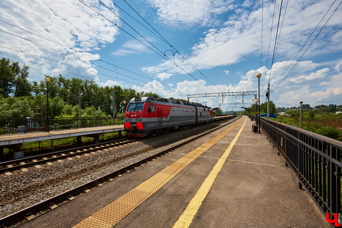 Сразу две хорошие новости для любителей железнодорожных путешествий! Теперь через 33-й регион идут новых поезда по маршрутам «Самара – Санкт-Петербург» и «Москва – Нижний Новгород».